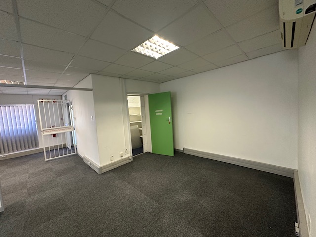 To Let commercial Property for Rent in Claremont Western Cape